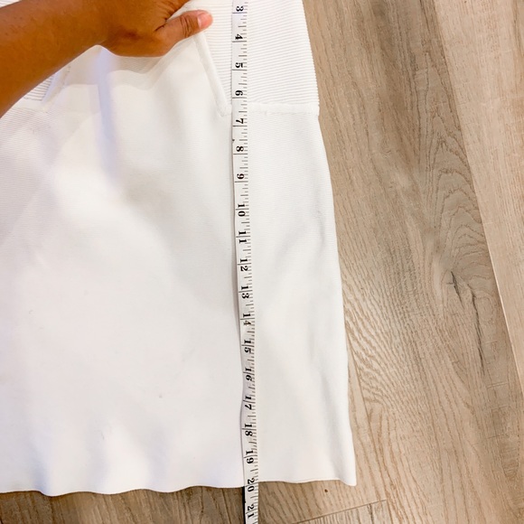 BCBG Skirt - Picture 2 of 4